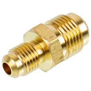 З&aposєднувальний штуцер 1/4" &ndash; 3/8"
