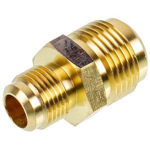З&aposєднувальний штуцер 3/8" &ndash; 5/8"